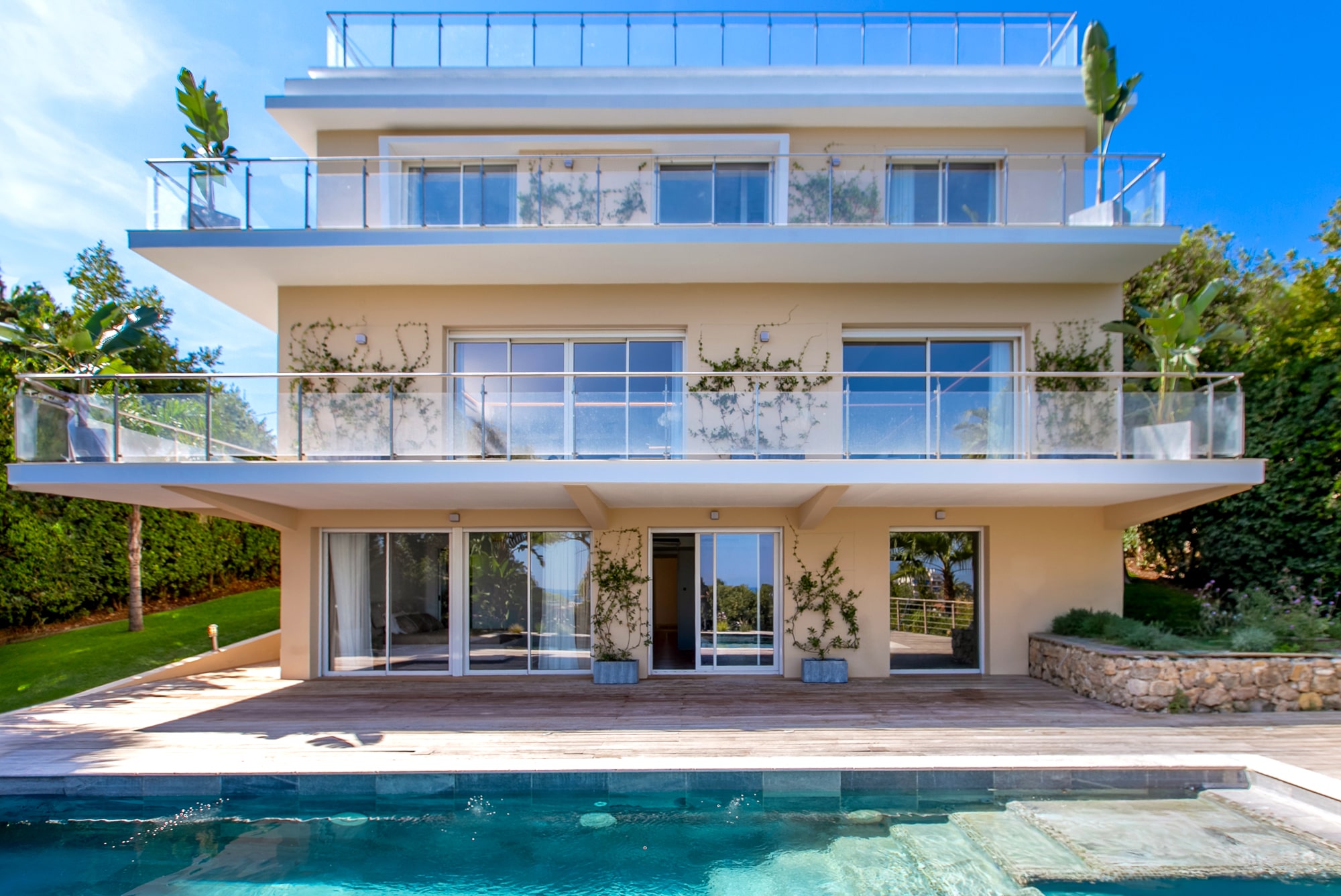 RDJ - Extérieur de la Villa